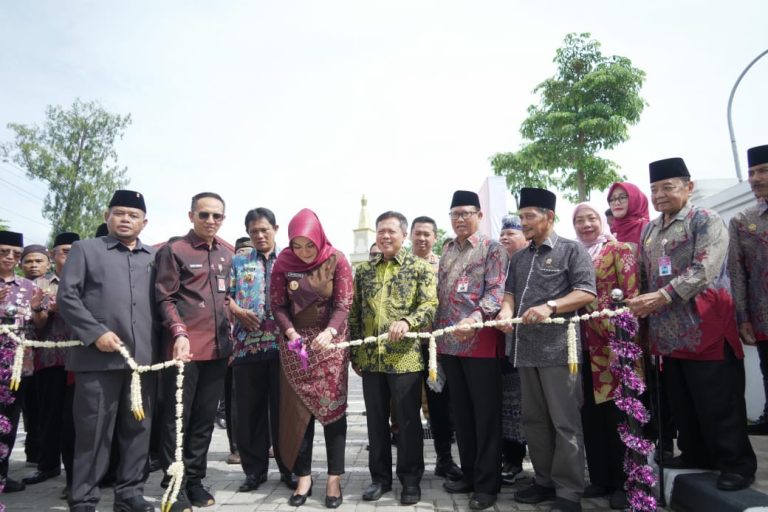 RESMIKAN PUSAT EDUKASI BUPATI KLATEN HARAPAKAN KERUKUNAN UMAT BERAGAMA BAWA KEDAMAIAN