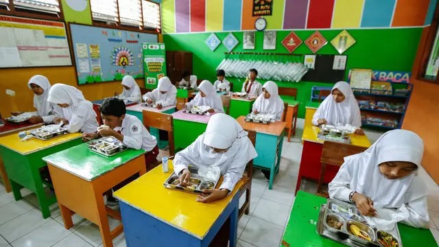 Program Makan Bergizi Gratis Resmi Dimulai Hari Ini 6 Januari 2025