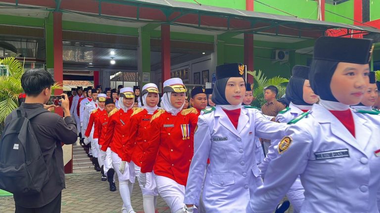 SMPN1 Bandar Lampung Memperingati Hari Sumpah Pemuda dan Bulan Bahasa 2025