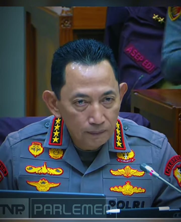 KAPOLRI TOLAK SECARA TEGAS, JABATAN DI BAWAH INSTUSI KEMENTRIAN.