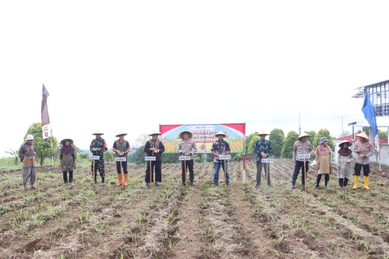 Polres Kuningan Tanam Jagung Serentak di 27 Lokasi Capai 22 Ha