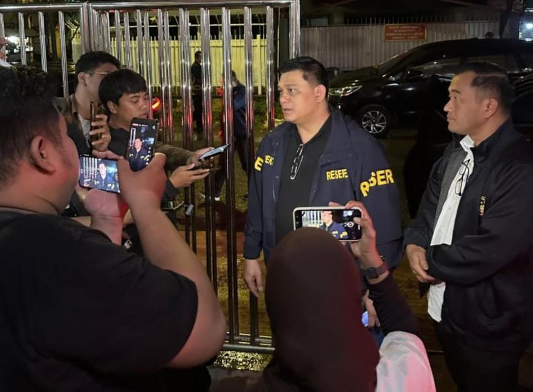 *Bareskrim Polri Geledah Toko Emas Semar, Sita Emas Batangan Terkait TPPU Rp25,8 Triliun*