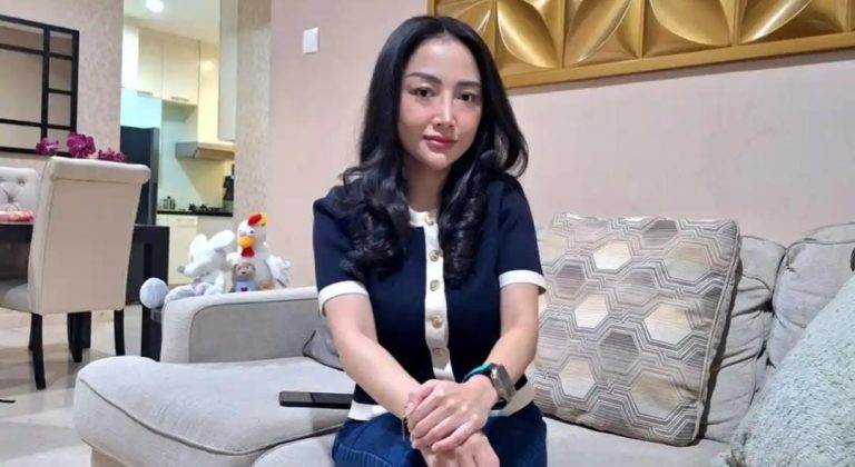 *Pengalaman Pahit Ratu Azalia: Jadi Korban Bullying Senior di SMA hingga Berlanjut ke Bangku Kuliah*