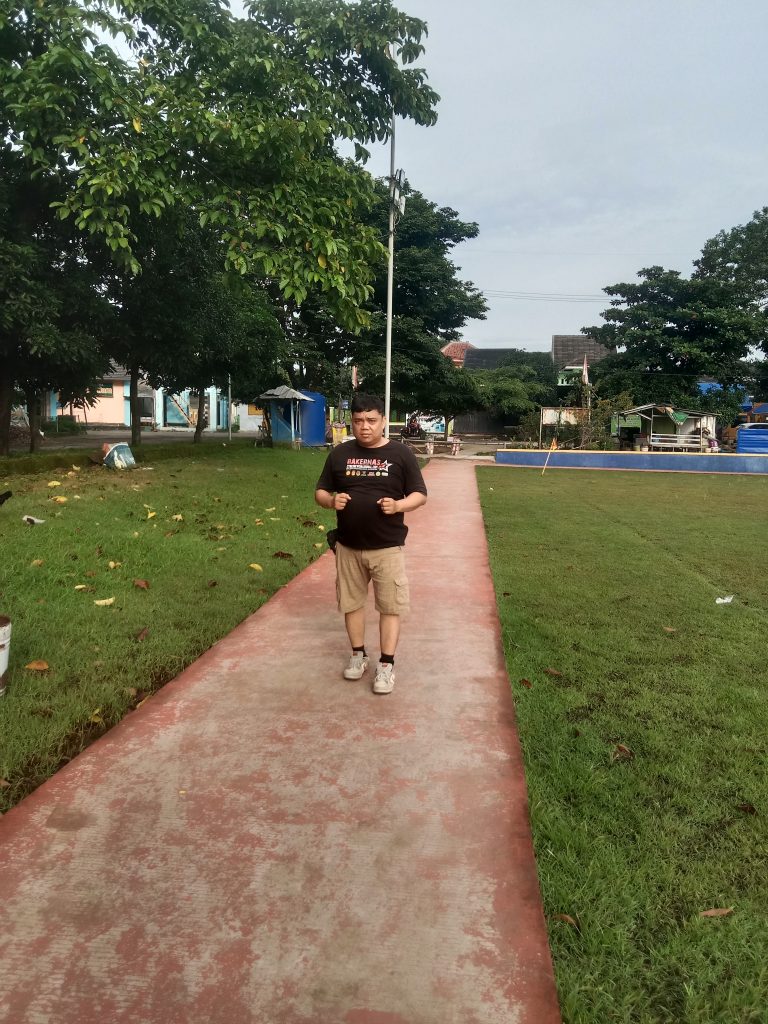 Jogging Track Stadion Puser Bumi Ciperna Jadi Favorit Warga, Dorong Gaya Hidup Sehat