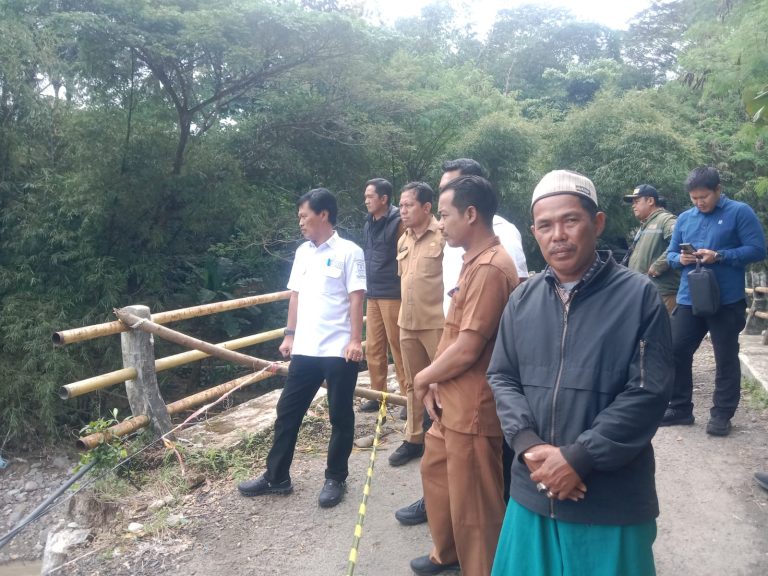 *Respons Cepat Tangani Longsor Lebak Ngok, Warga RW 11 Benda Kerep Apresiasi Kinerja Wali Kota Cirebon Efendi Edo*